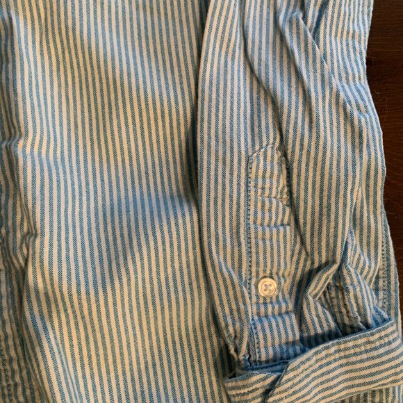 Childrens Place Blue Pinstripe Boys Button Down Shirt Size L (10-12) - Picture 2 of 4
